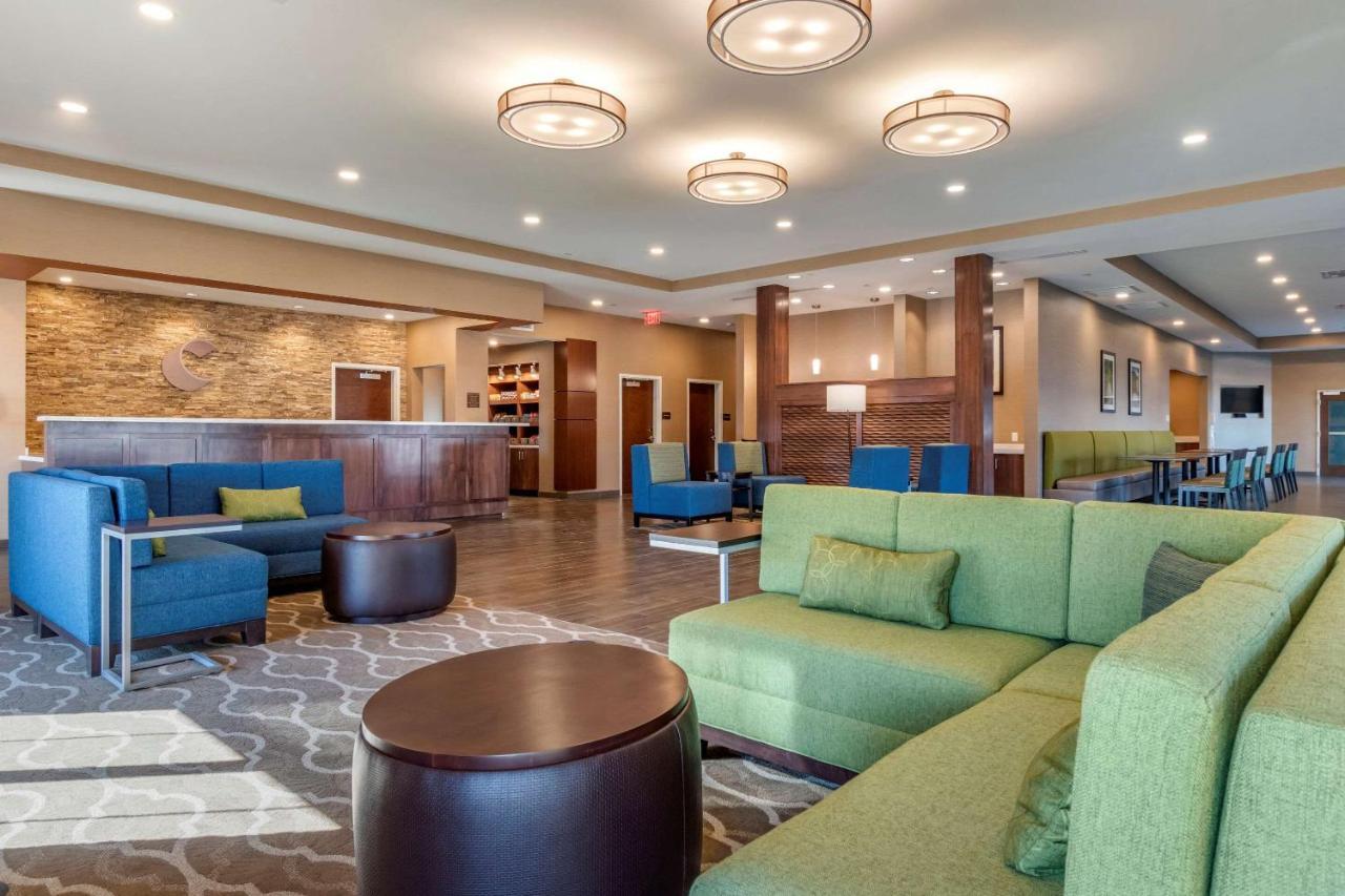 Comfort Suites Camp Hill-Harrisburg West Εξωτερικό φωτογραφία