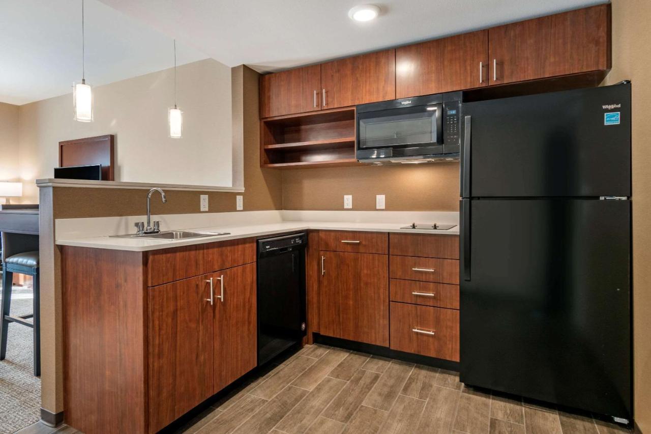 Comfort Suites Camp Hill-Harrisburg West Εξωτερικό φωτογραφία
